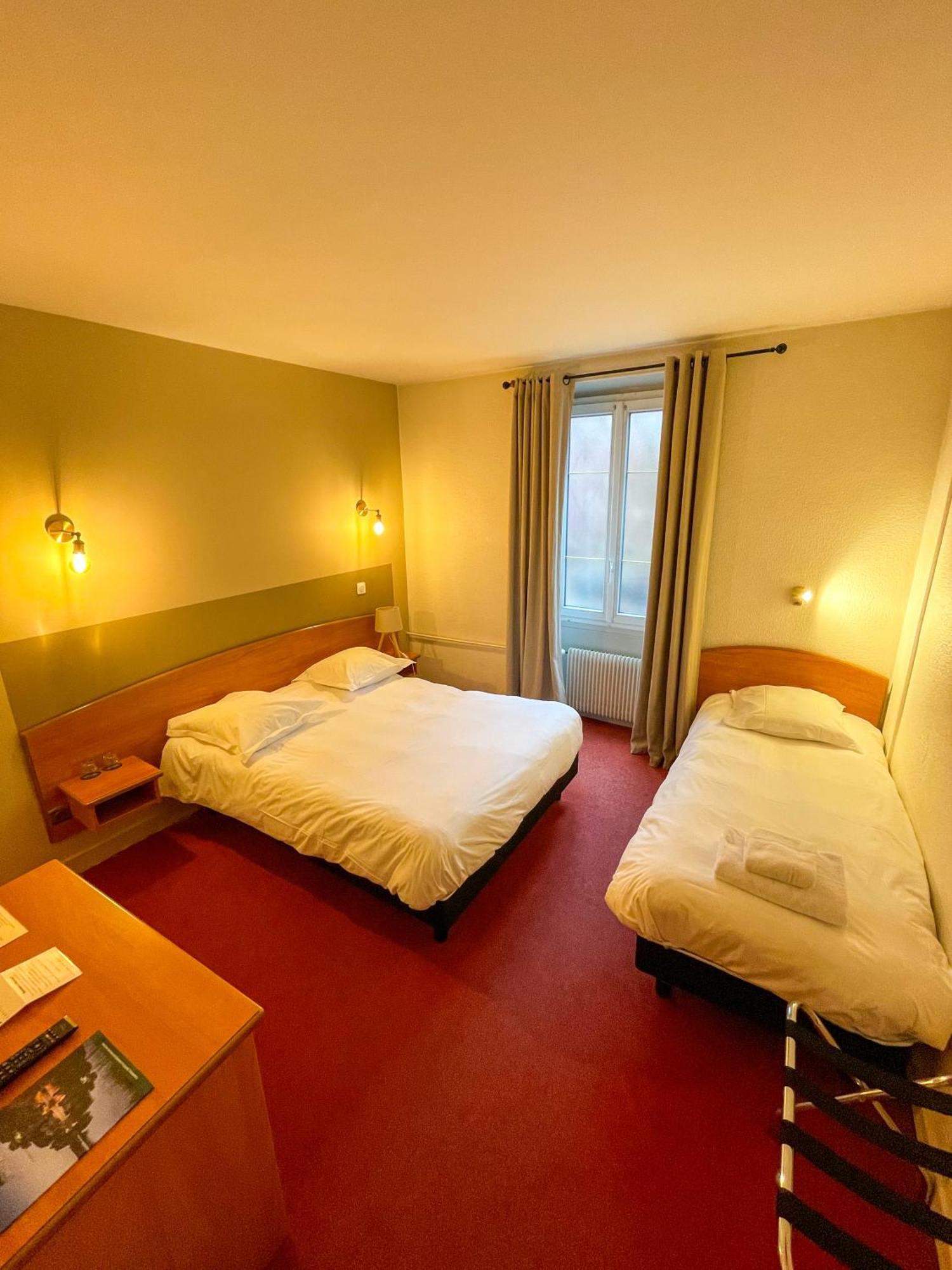 Hotel Beaulieu Lyon Charbonnieres Exterior photo